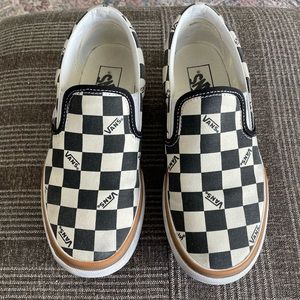 PLATFORM CHECKERED VANS